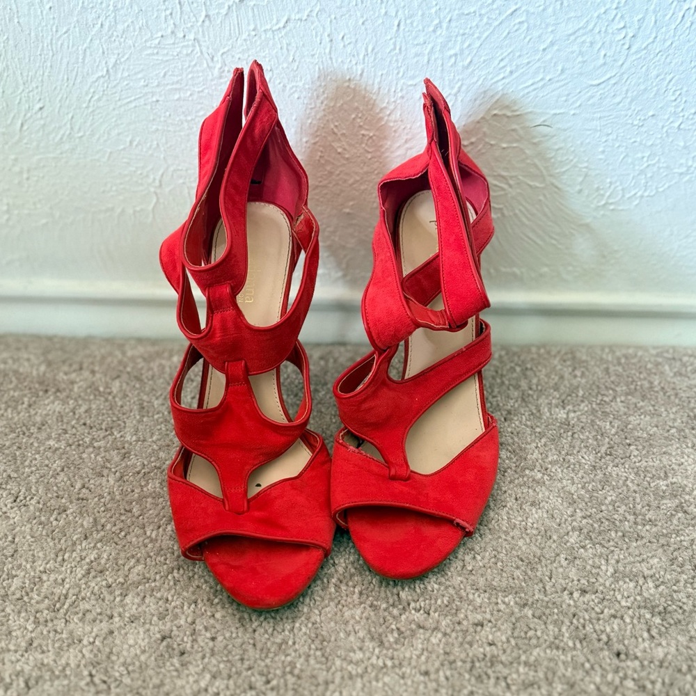 Prima Donna Vibrant Red Strappy Heels